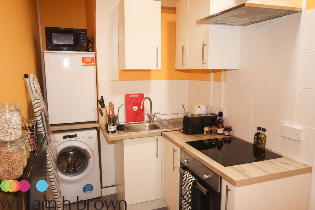 Property photo 3 of 6 Image