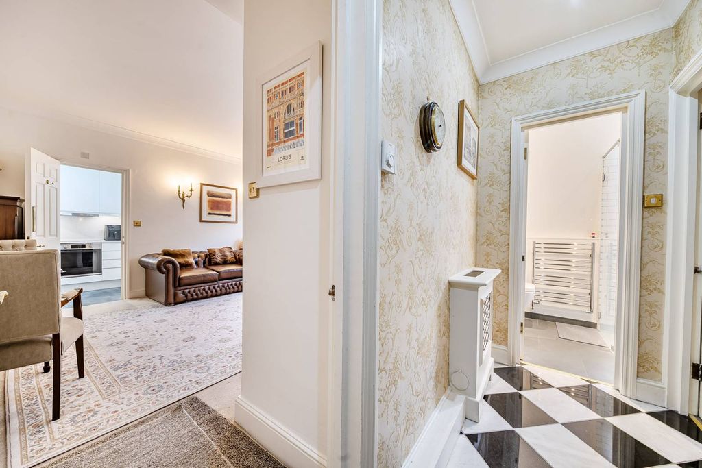 Property photo 3 of 4