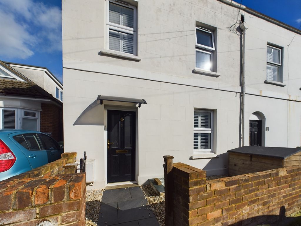 Property photo 1 of 15 Cam01740G0-Pr0343-Still020