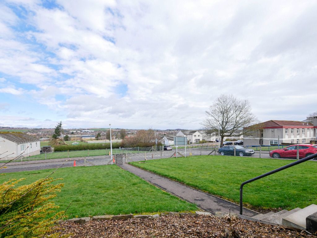 Additional image 14 of 3 bed detached bungalow to rentAlloway Place West, Maryfield, Dundee DD4