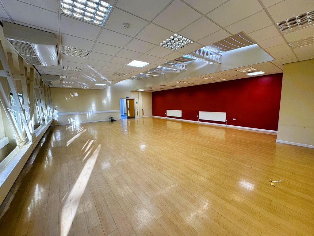 Property photo 3 of 18 Photo 17