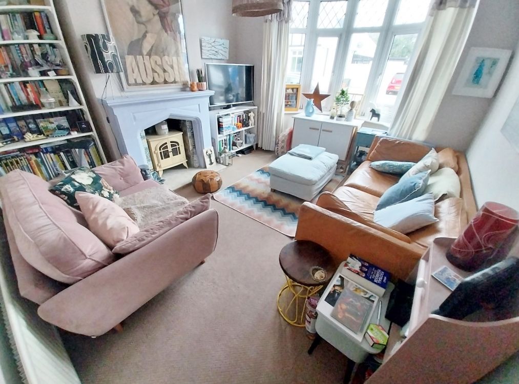 Property photo 3 of 25