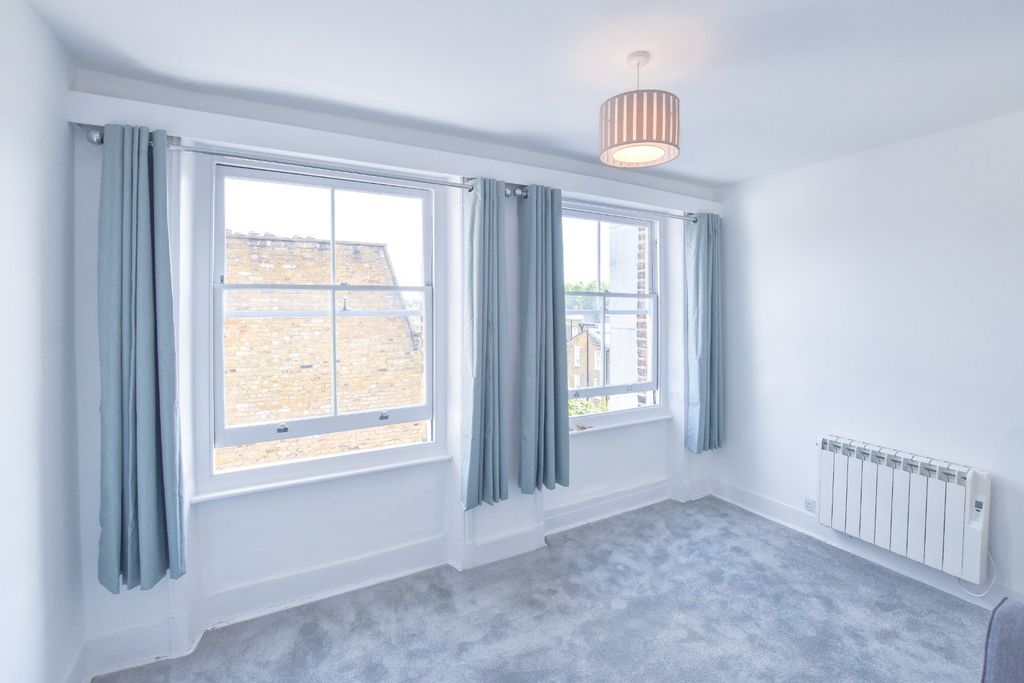 Property photo 1 of 8 Picture 1