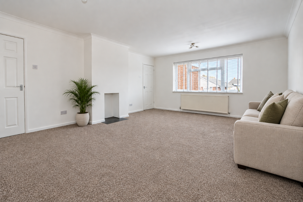 Property photo 3 of 27