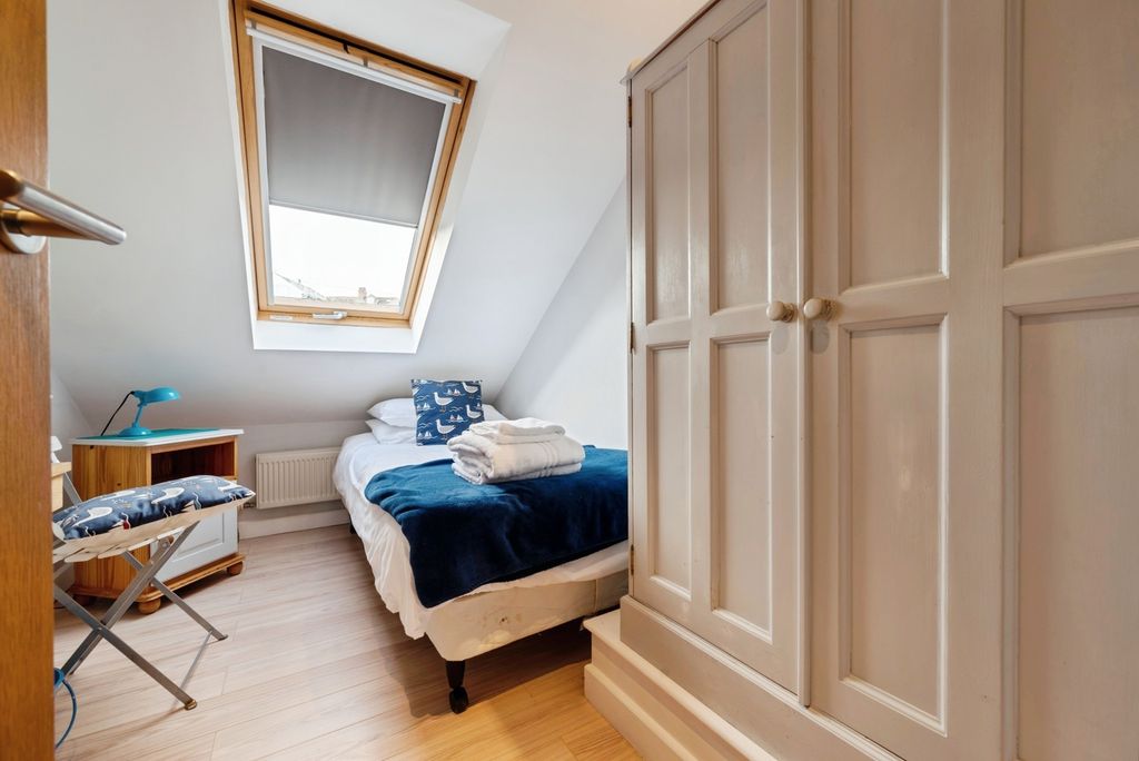 Additional image 44 of 5 bed semi-detached house for saleTreverbyn Road, Padstow, Cornwall PL28