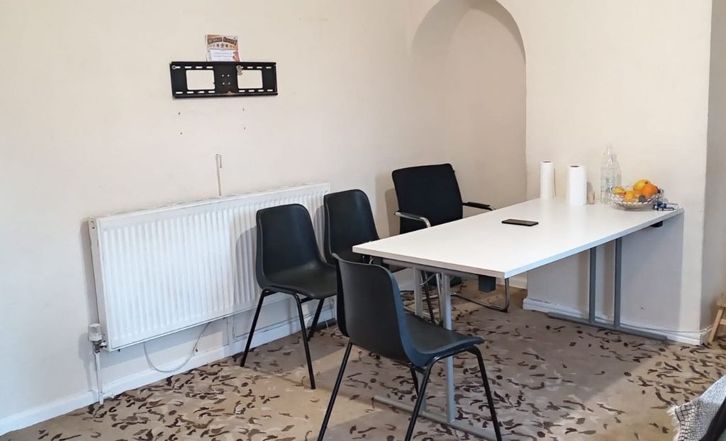 Property photo 2 of 7