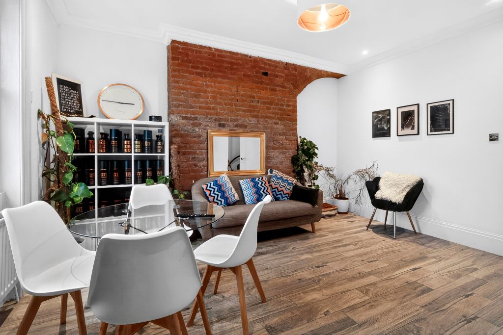 Property photo 3 of 17 Living Room