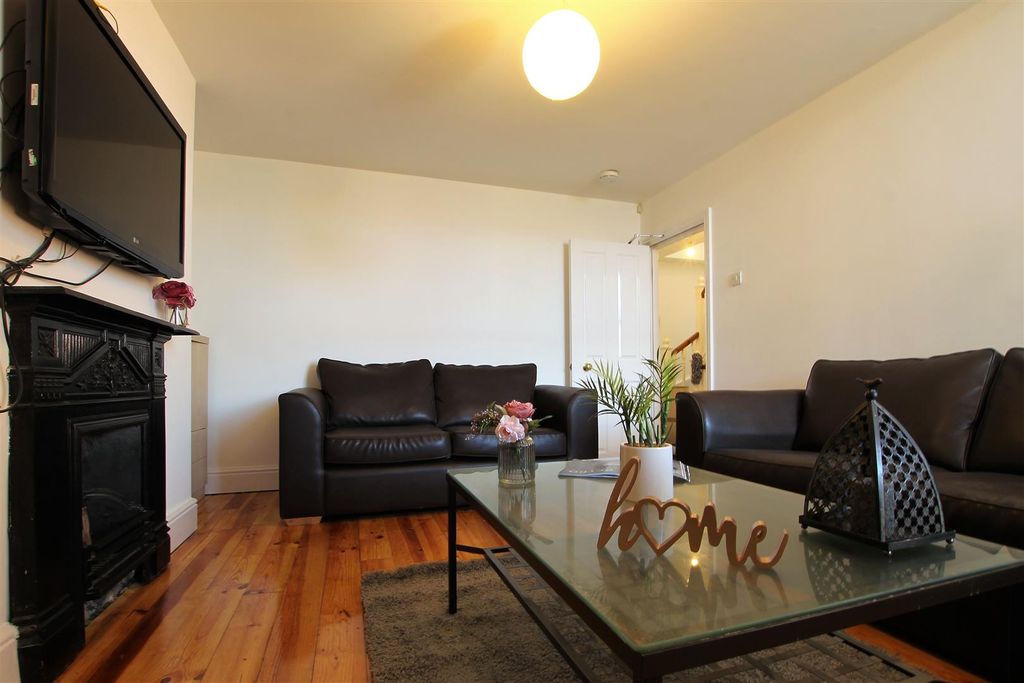 Property photo 2 of 6 3.Jpg