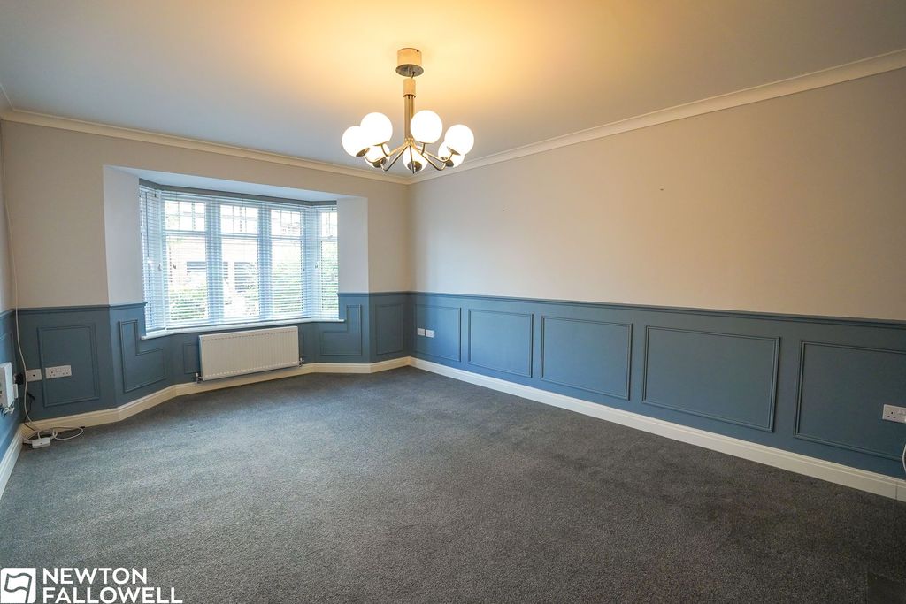 Property photo 3 of 28