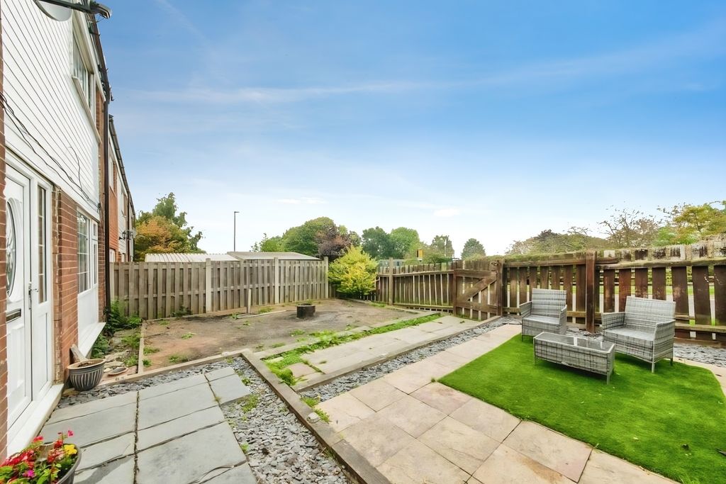 Property photo 3 of 16 Dcc74Ec1-4365Eabd8280d63De52395c474639215