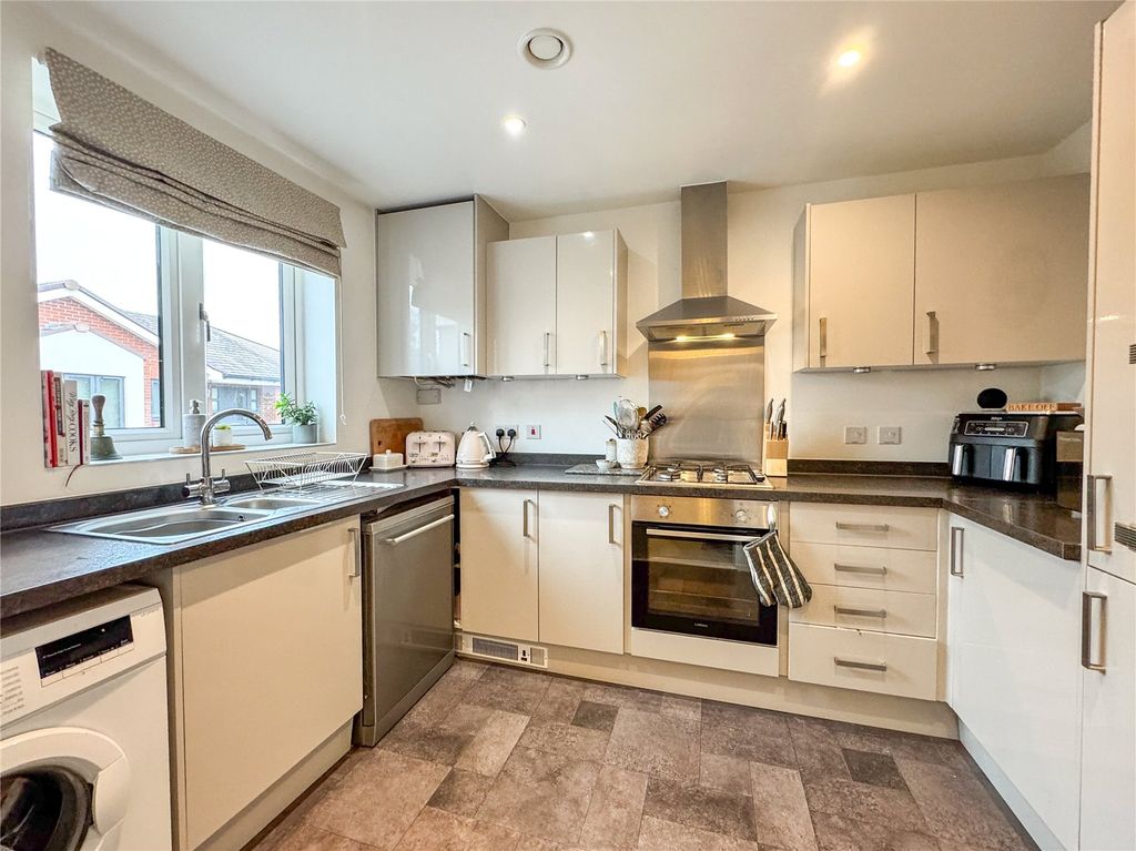 Property photo 2 of 9 Picture No. 03