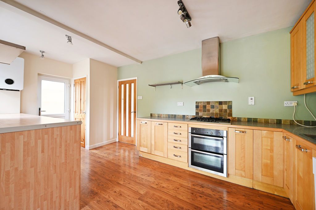 Property photo 2 of 37 Kitchen