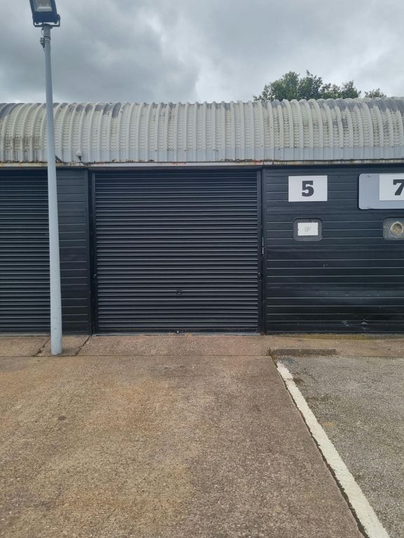 Property photo 3 of 6 Shutter 2025.Jpg