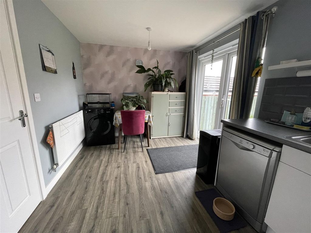 Property photo 2 of 19 Kitchen Dining Room