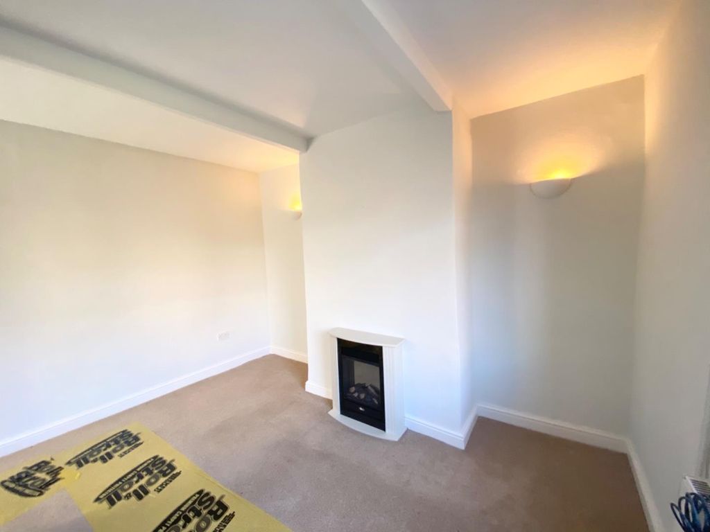 Property photo 2 of 10 Open Plan Lounge Area