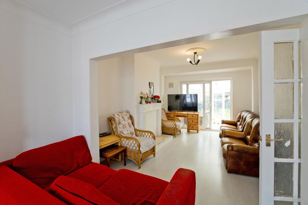 Property photo 1 of 29