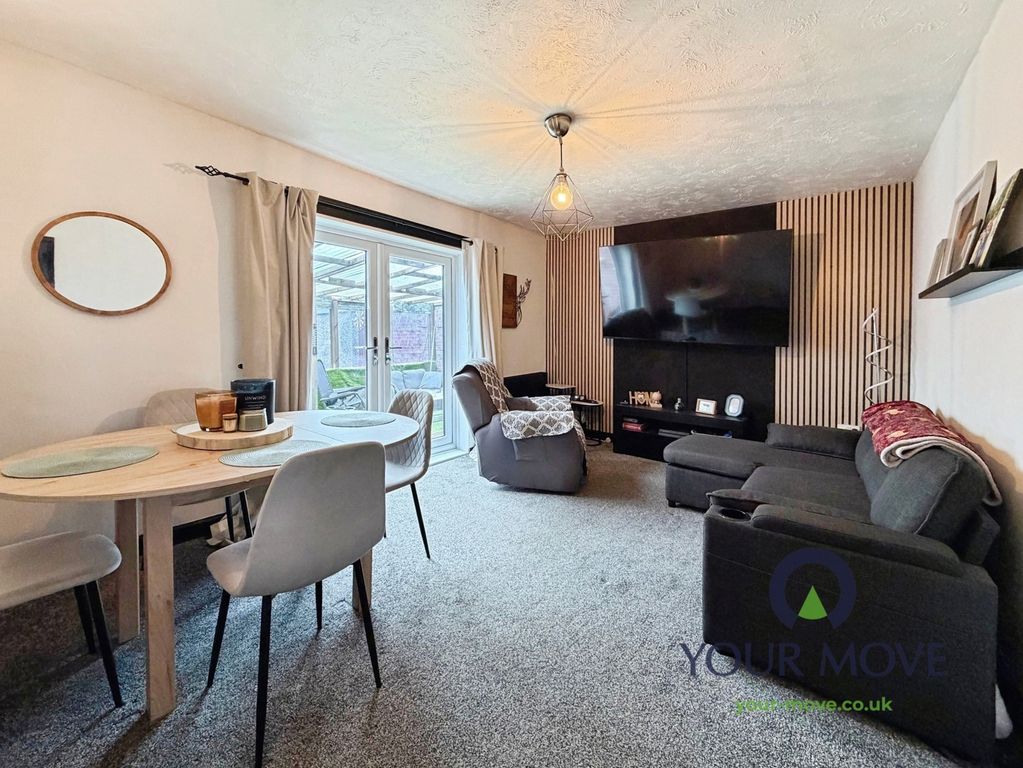 Property photo 2 of 16 Pbox-Img.Jpg