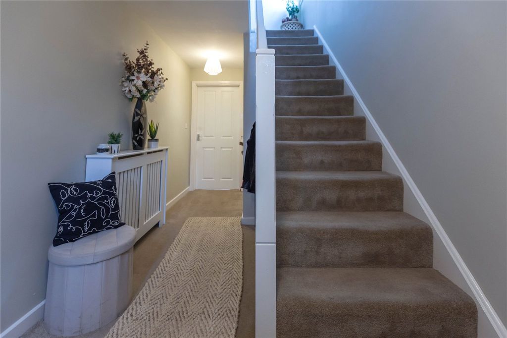 Property photo 2 of 22 Picture No. 20