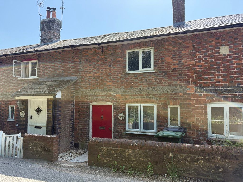 Property photo 1 of 11 The Front Of The Cottage From The Pavement
