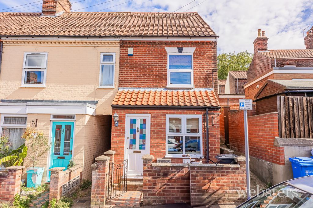 Property photo 1 of 10