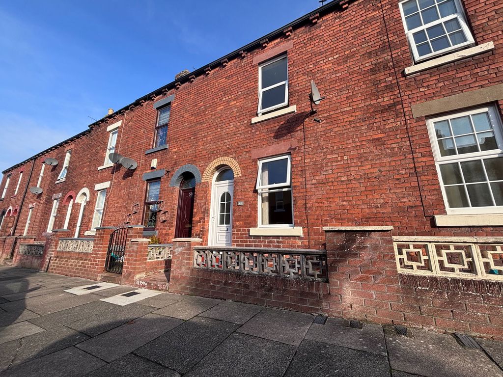 Property photo 1 of 21