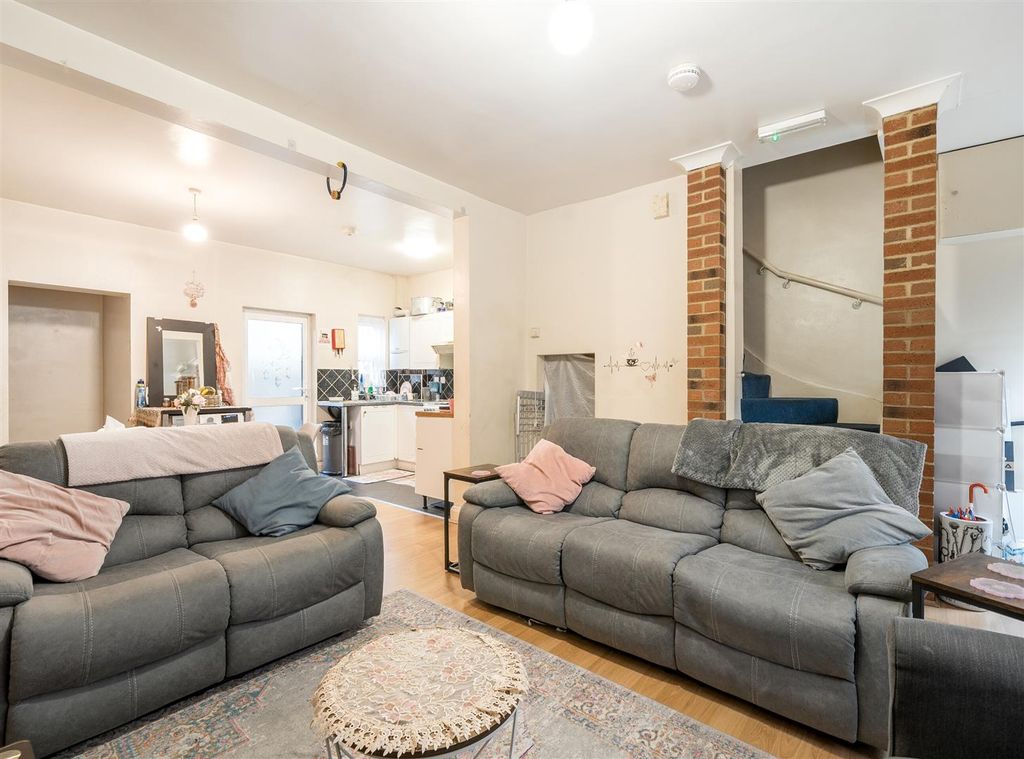 Property photo 3 of 12 19614595 (16).Jpg