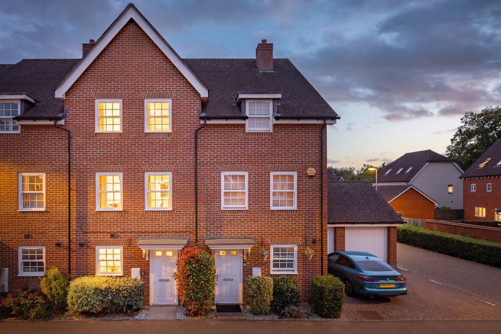 Property photo 1 of 25