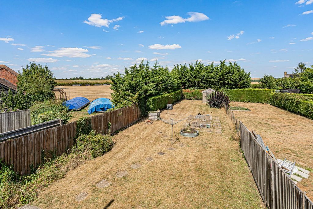 Property photo 2 of 20 Elevated Garden View