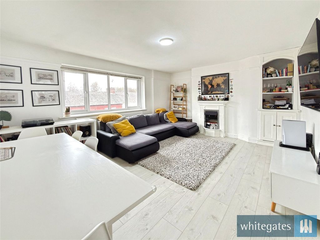 Property photo 2 of 13 Picture No. 04