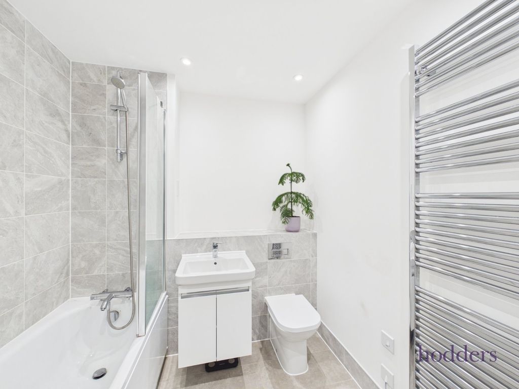 Property photo 3 of 15 Picture No. 13