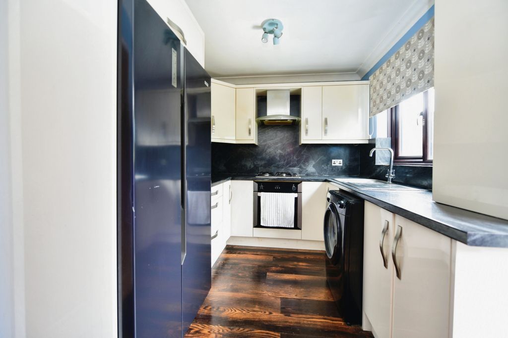 Property photo 3 of 14 Photography