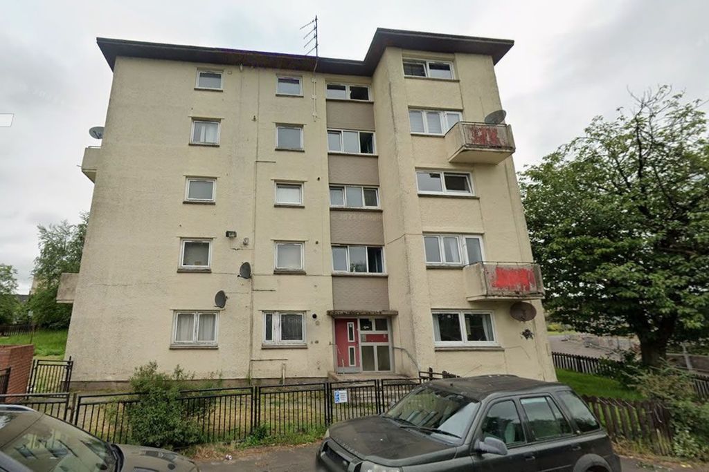 Property photo 1 of 2