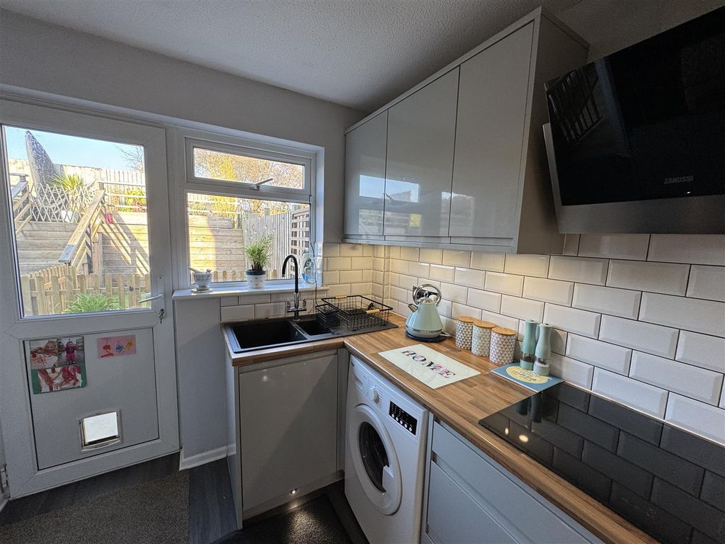 Additional image 5 of 3 bed semi-detached house for saleMead Fields, Bridport, Dorset DT6