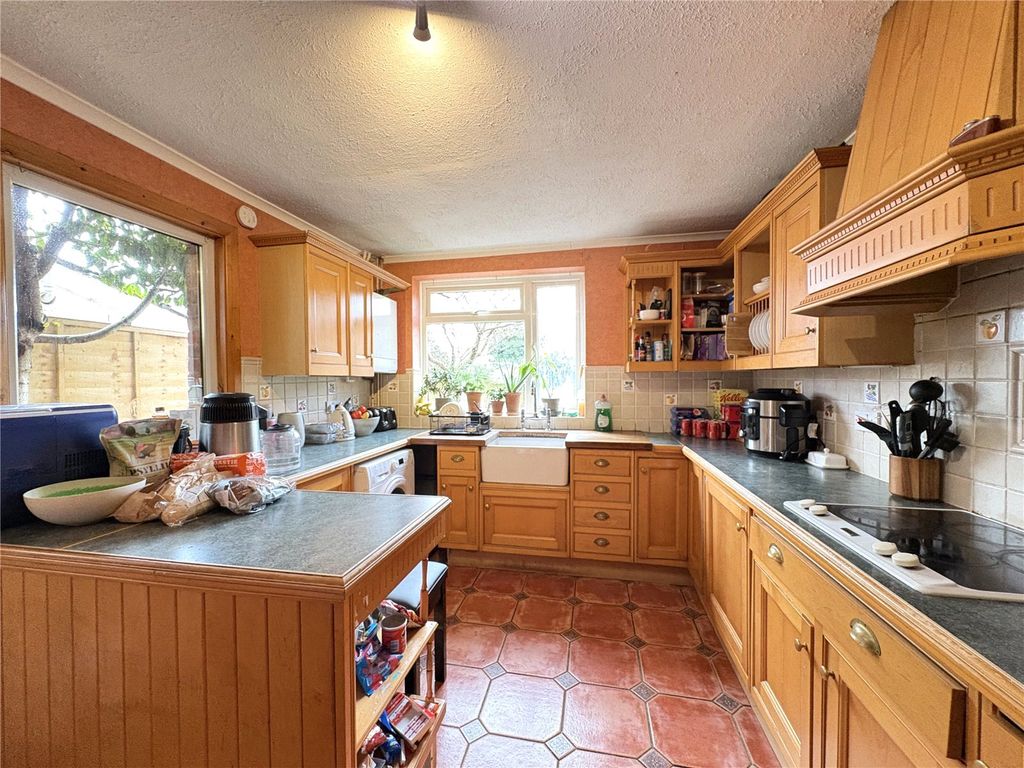 Property photo 3 of 9 Picture No. 16