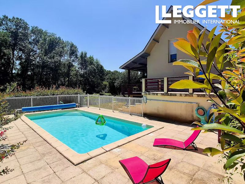 Property photo 2 of 10