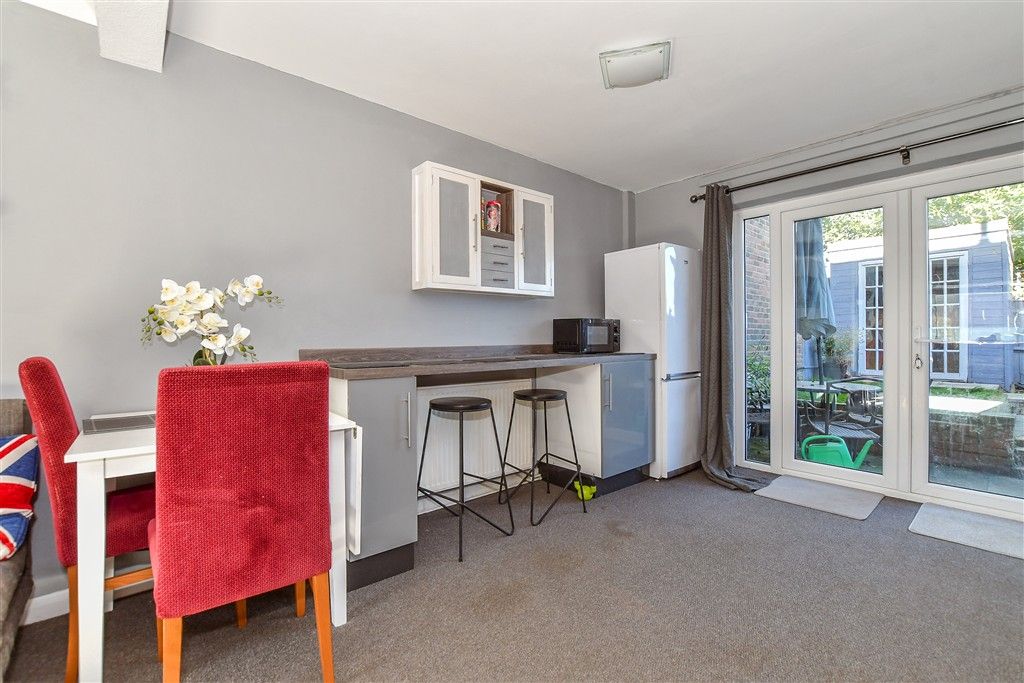 Property photo 2 of 11 Lounge/ Diner