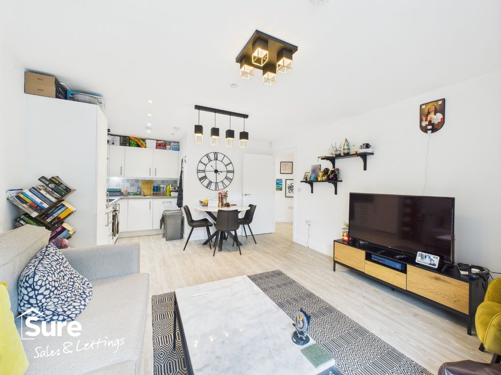 Property photo 2 of 22 3850721