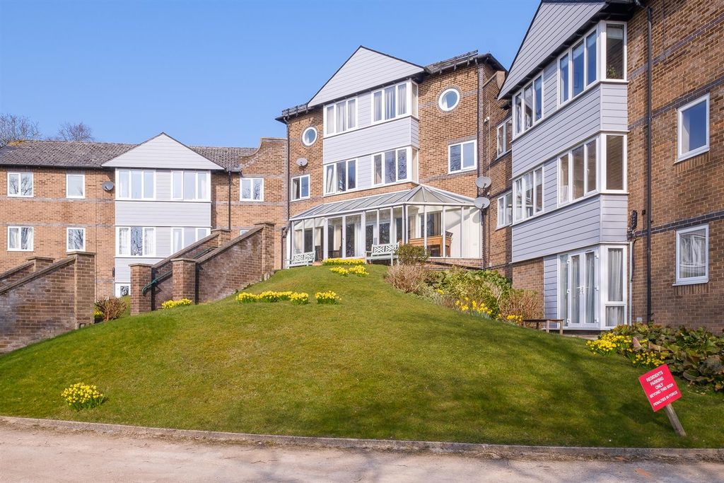 Property photo 3 of 17 Untitled (2 Of 18).Jpg