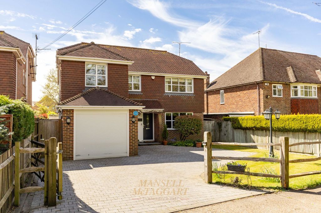 Property photo 1 of 32