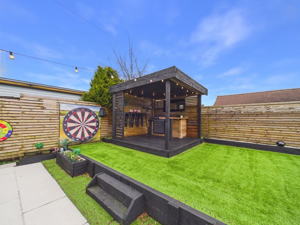 Property photo 3 of 22 Cam02093G0-Pr0075-Still025