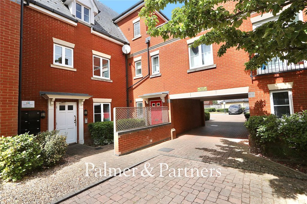 Property photo 1 of 17 Picture No. 22