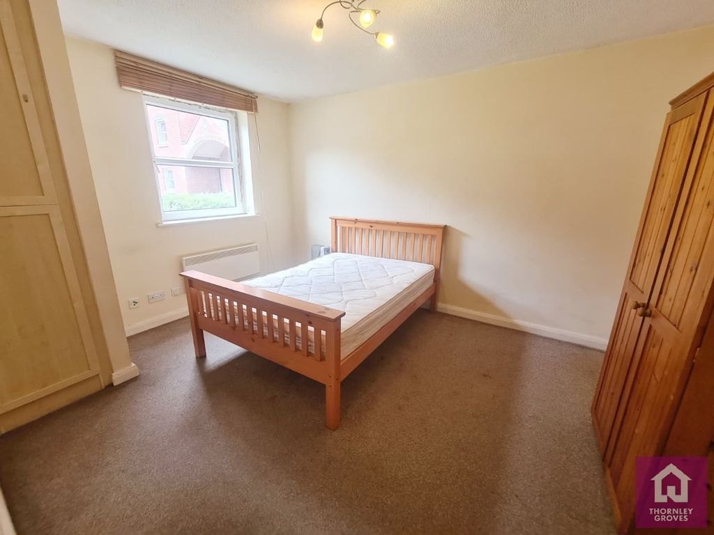 Property photo 2 of 9 Picture No. 29