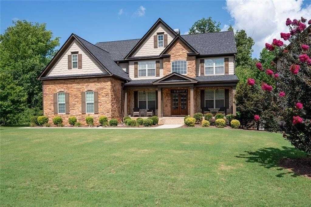 Property photo 1 of 28