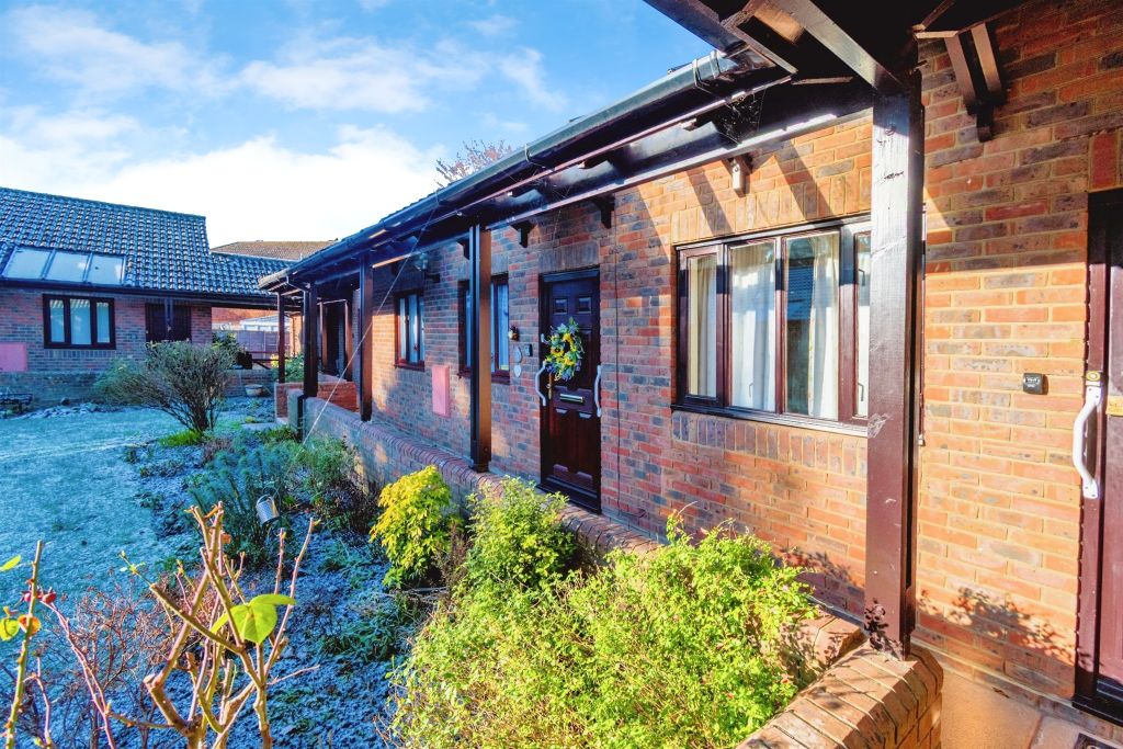 Property photo 3 of 17