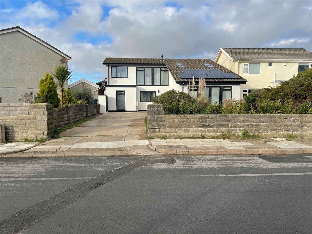 Property photo 1 of 36 Rest Bay External.Jpg