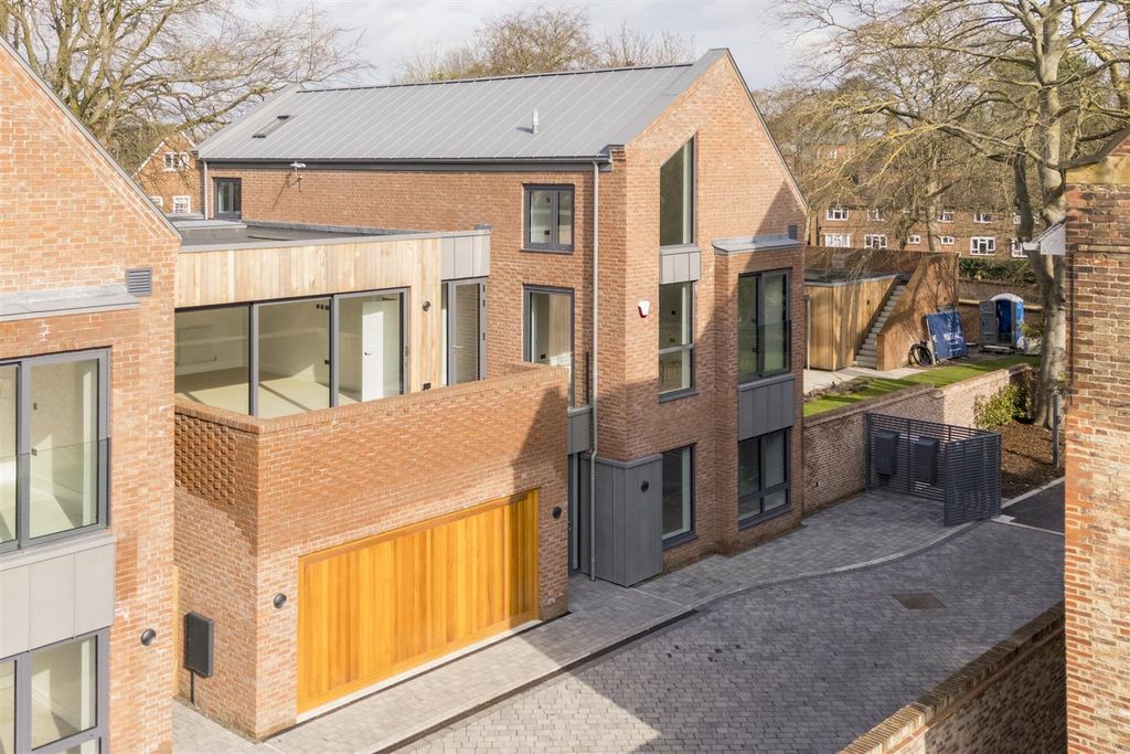 Property photo 1 of 34 Plot_3_The_Dragoon_Drone_6.Jpg