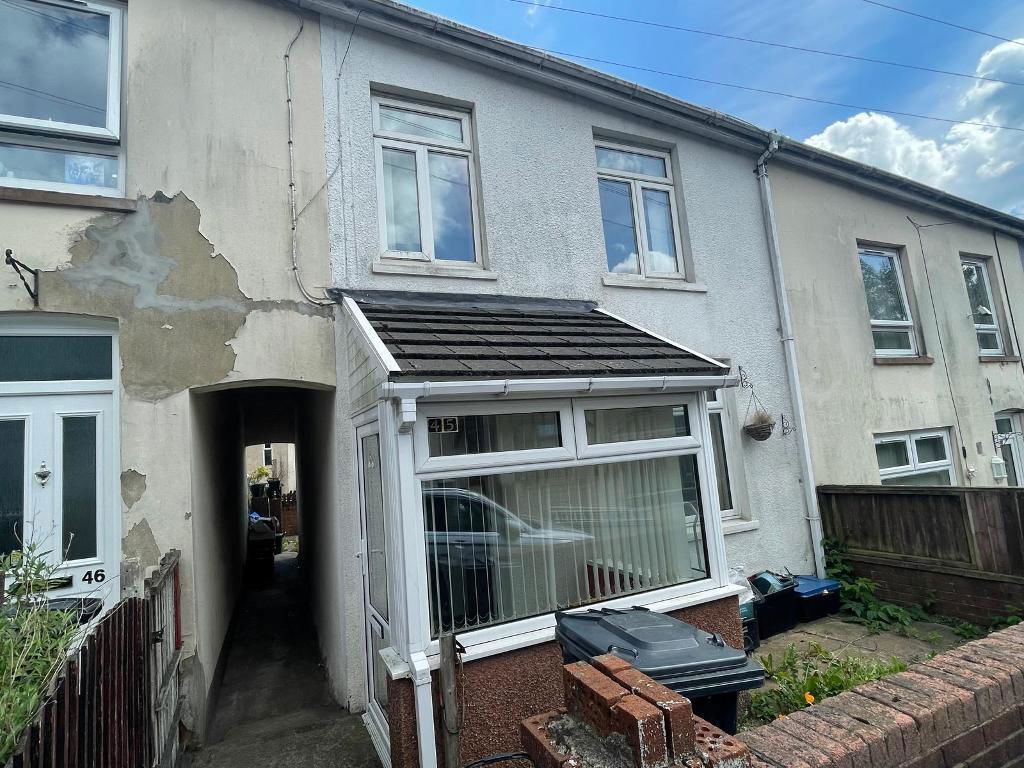 Property photo 2 of 20