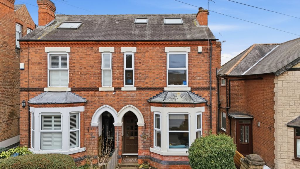 Property photo 2 of 18 Picture No. 19