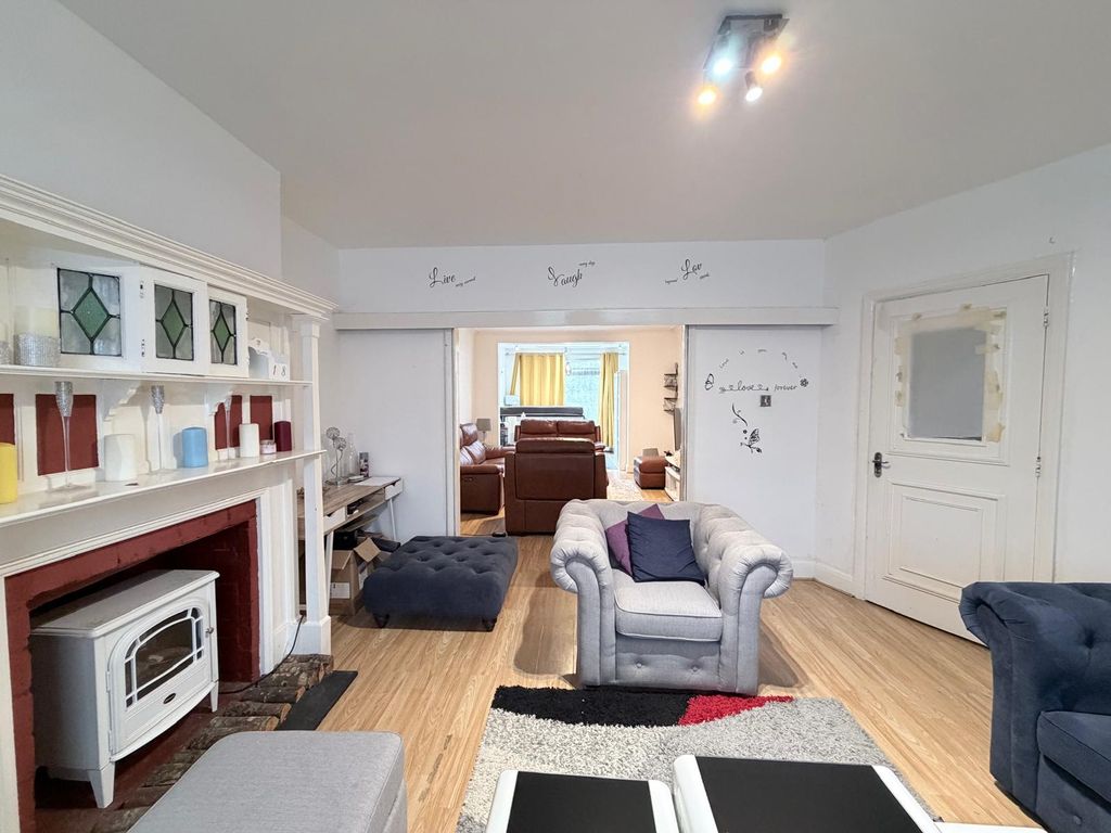 Property photo 3 of 15 Gallery