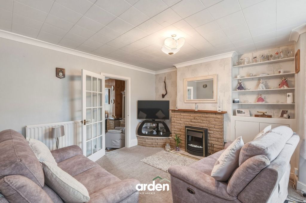 Property photo 2 of 16